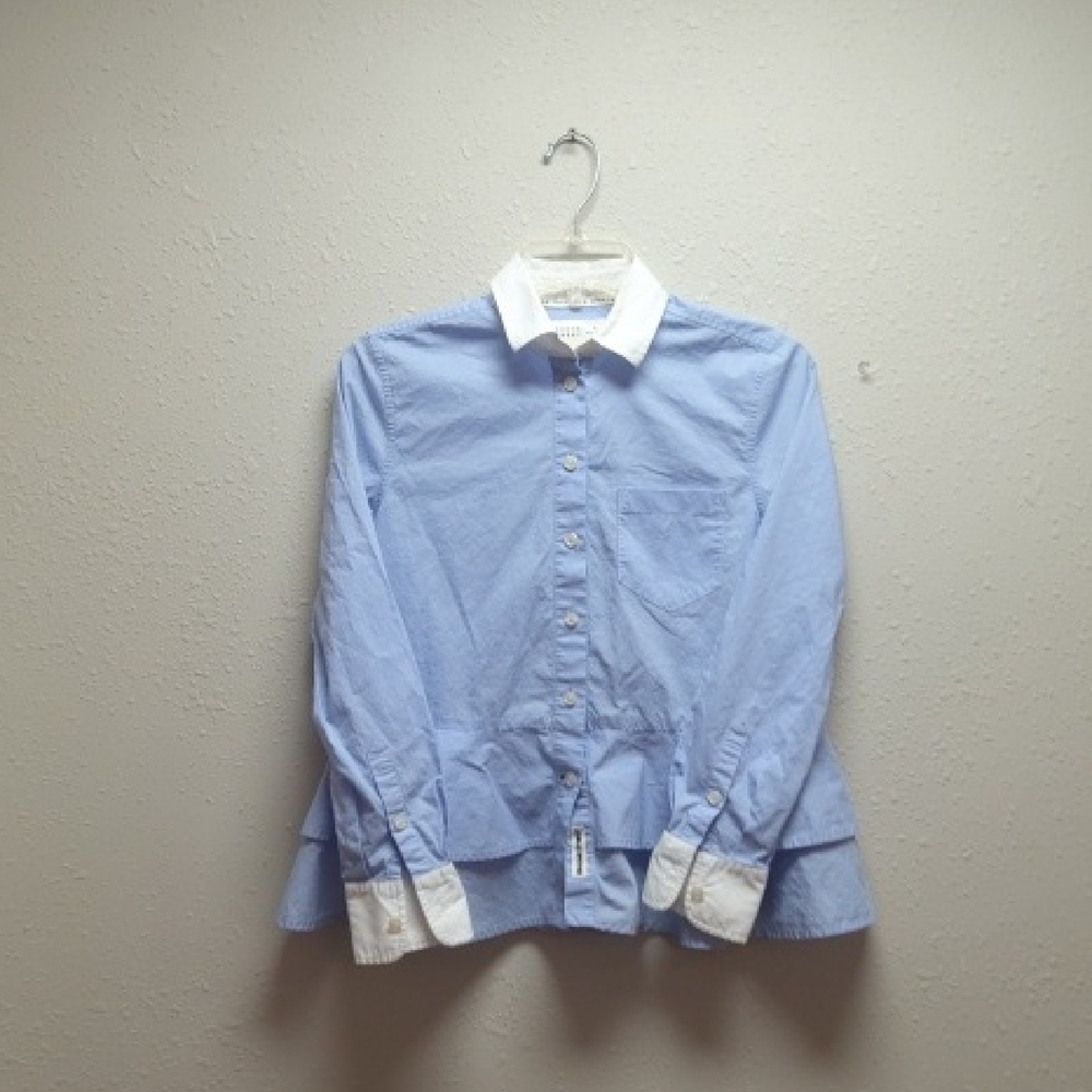 Kate Spade Size XS Blue And White Button Down With White Collar.